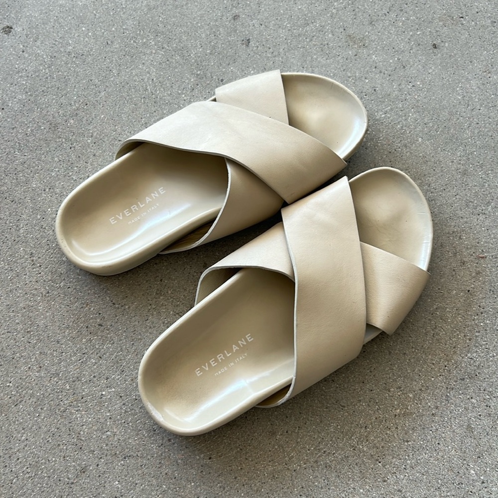 EVERLANE  cream color sandals / size 6